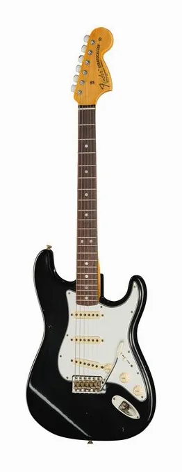 Fender 69 Strat Black JM Relic inquadrato di fronte su sfondo neutro
