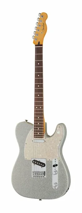 Fender 75th Anniv Player II Tele DDS inquadrato di fronte su sfondo neutro