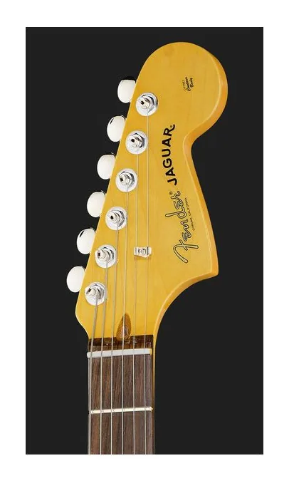 Fender Am Pro Clsc Jaguar RW 3TS, pickup e manopole dei controlli