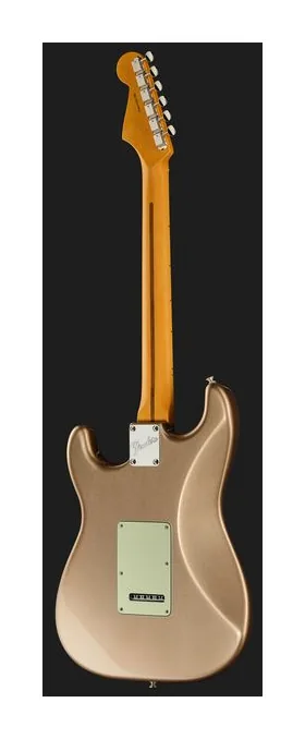 Fender Am Pro Clsc Strat MN FFMG, manico e tastiera visti di lato