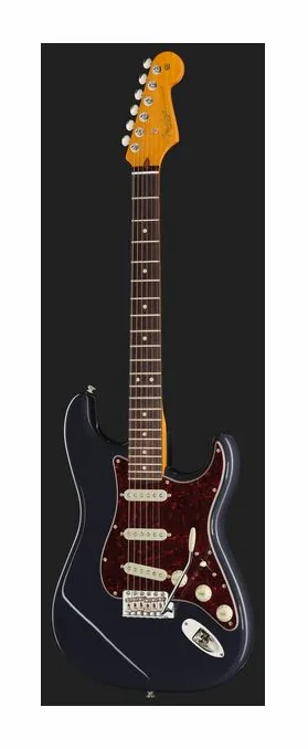 Fender Am Pro Clsc Strat RW FBLK, paletta con meccaniche e logo