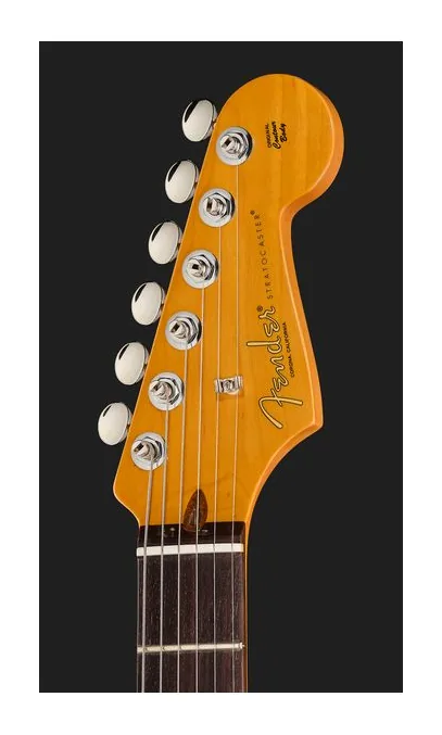 Fender Am Pro Clsc Strat RW FBLK, ponte e meccaniche di intonazione