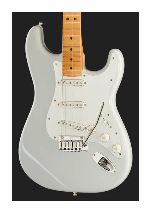 Fender Am Ultra II Strat MN AVL, profilo laterale del corpo