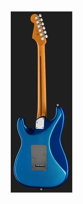 Fender Am Ultra II Strat EB NBL, pickup e manopole dei controlli