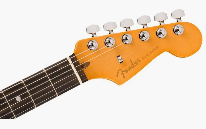 Fender Am Ultra II Strat EB UBST, curve del body viste dall'alto