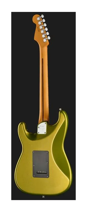 Fender Am Ultra II Strat HSS MN SFL, manico e tastiera visti di lato