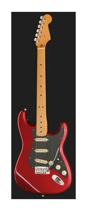 Fender Am Ultra II Strat MN SRD, curve del body viste dall'alto