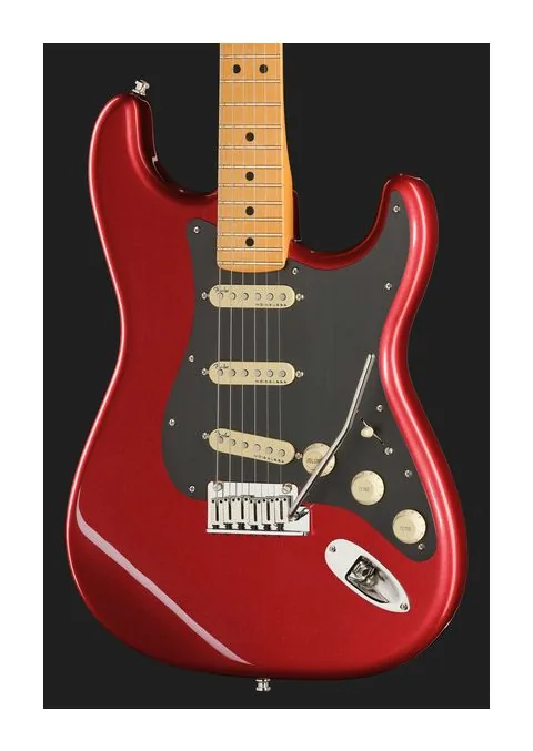 Fender Am Ultra II Strat MN SRD, profilo laterale del corpo