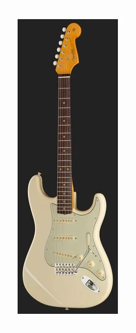 Fender AV II 61 STRAT RW OWT, capotasto e prime posizioni della tastiera