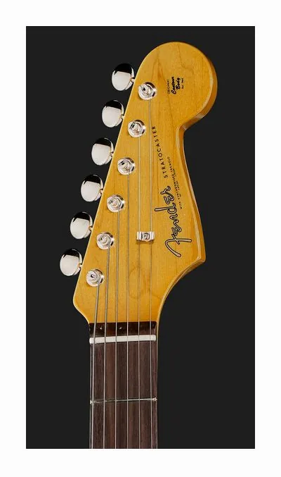 Fender AV II 61 Strat RW SFG, pickup e manopole dei controlli