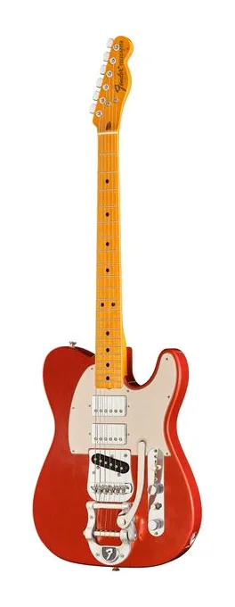 Fender Campbell Red Dog TELE MN RDR inquadrato di fronte su sfondo neutro
