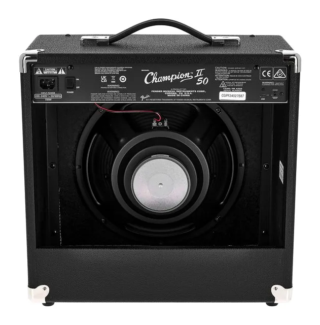 Fender Champion II 50, logo e finiture del pannello frontale