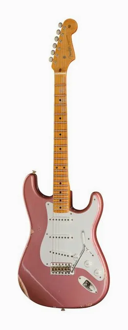 Fender 1958 CR Strat Relic ABMM inquadrato di fronte su sfondo neutro