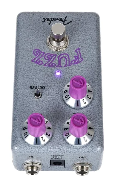 Fender Hammertone Fuzz, grafica del pannello superiore