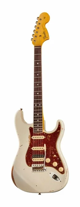 Fender LTD 67 HSS Strat AOW HR visto di fronte