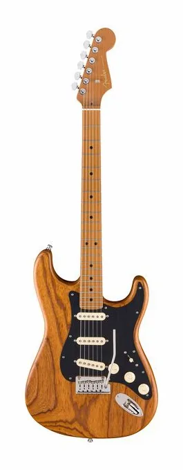 Fender LTD Am Ultra Strat NAT in primo piano frontale