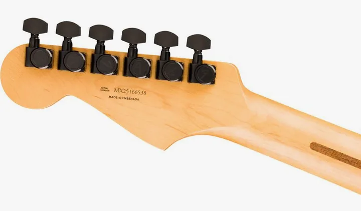 Fender LTD Player Fusion Strat HSS OP, pickup e manopole dei controlli