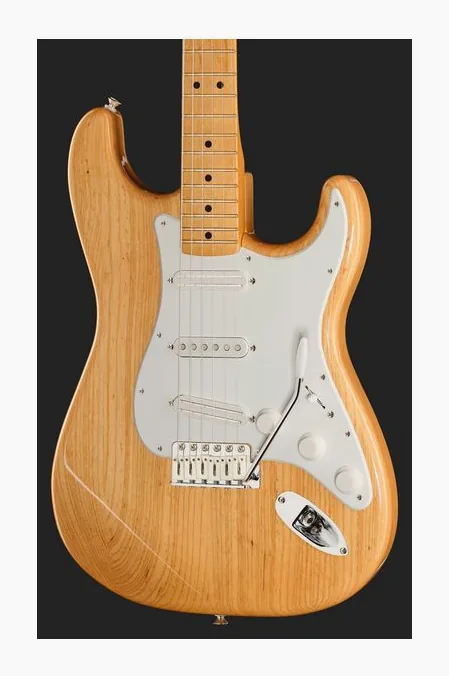 Fender Mark Speer Strat MN NAT, corpo e verniciatura in primo piano