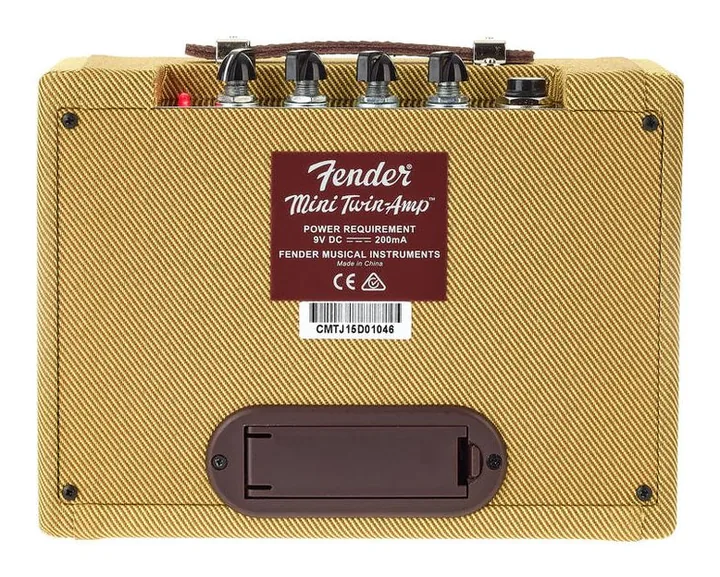 Fender Mini '57 Twin Amp, manopole e selettore dei canali