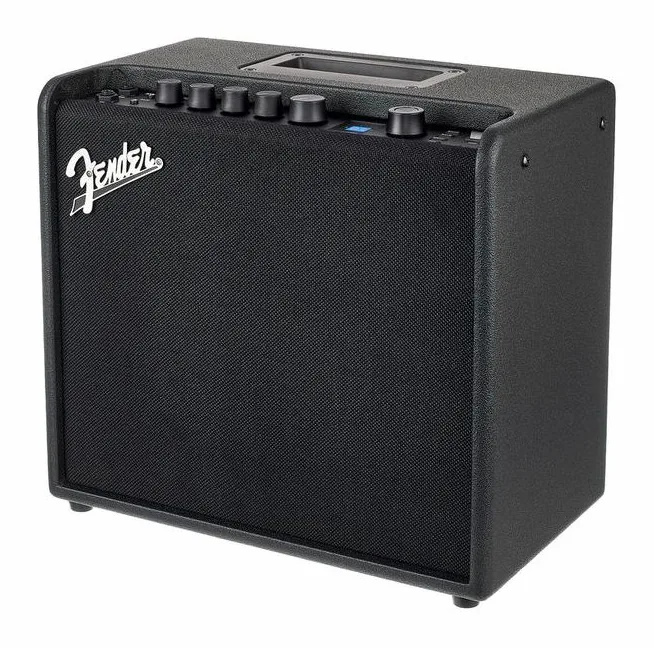 Fender Mustang LT25, manopole e selettore dei canali