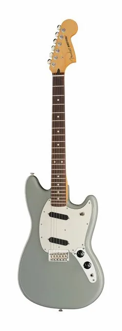 Fender Player II Mustang CGR fotografato frontalmente