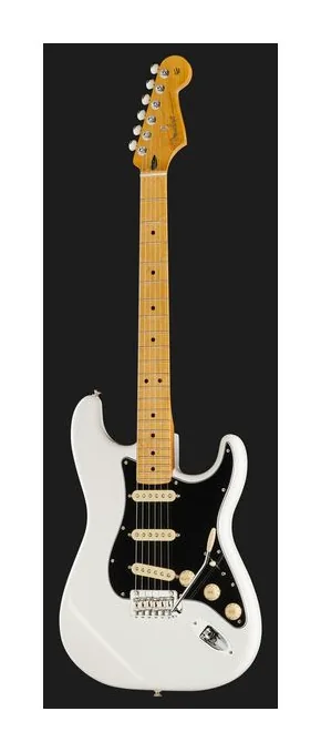 Fender Player II Strat MN PWT, corpo e verniciatura in primo piano