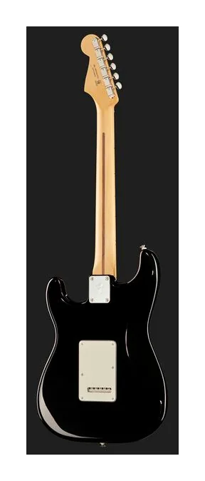 Fender Player II Strat MN BLK, corpo e verniciatura in primo piano
