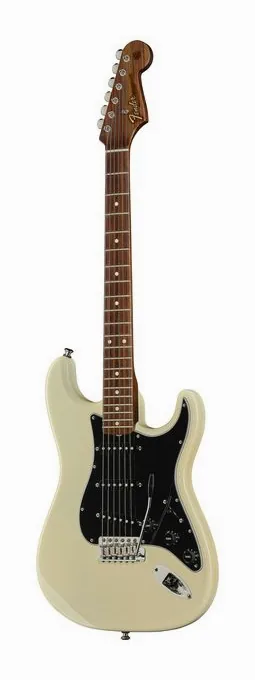 Fender Postmodern Strat RW NOS ATG inquadrato di fronte su sfondo neutro