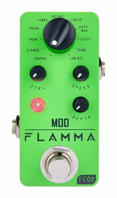 Flamma FC05 Multi Modulation, manopole viste dall'alto