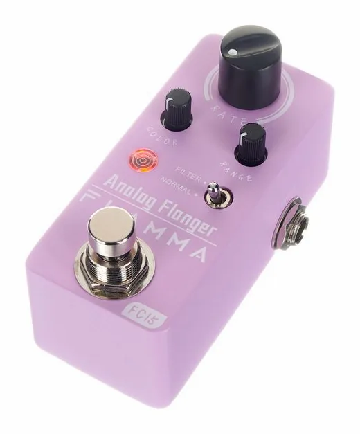 Flamma FC15 Flanger inquadrato di fronte su sfondo neutro