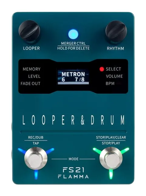 Flamma FS21 Looper/Drum Machine, footswitch in primo piano