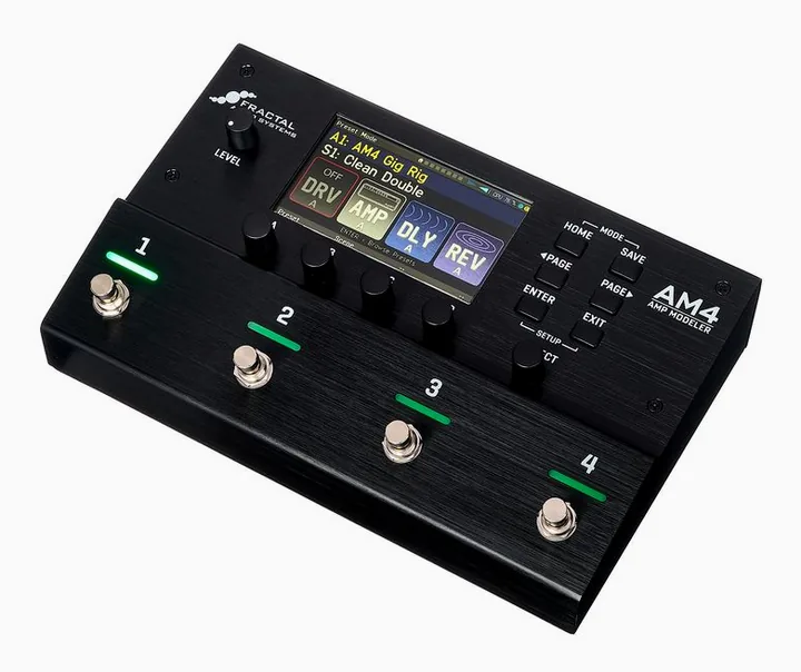 Fractal Audio AM4 Amp Modeller in primo piano frontale