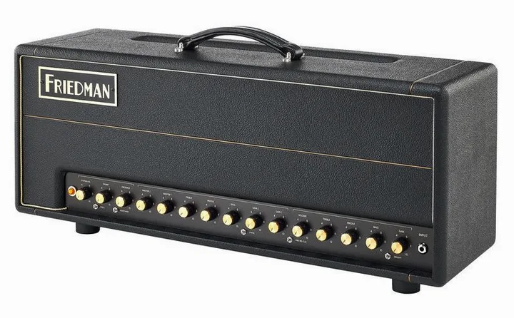 Friedman BE-100 Deluxe Head inquadrato di fronte su sfondo neutro