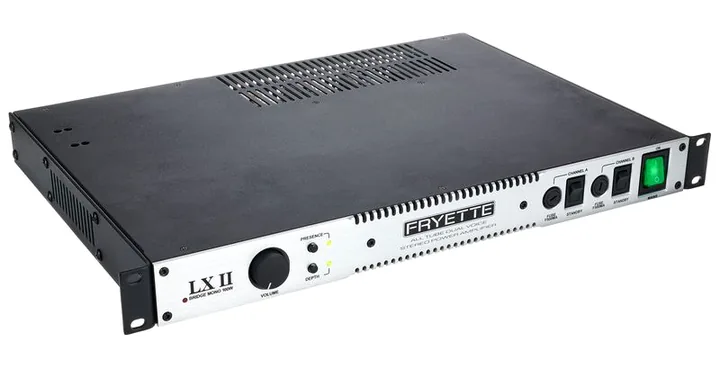 Fryette LX II, logo e finiture del pannello frontale