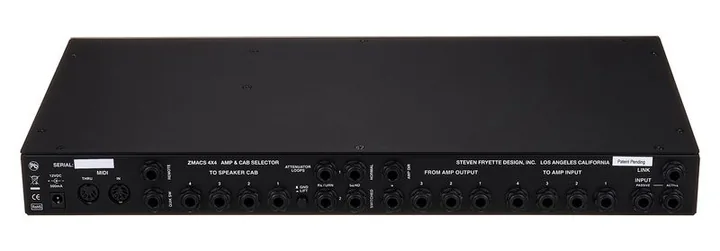 Fryette ZMACS 4x4 Amp/Cab Switch, footswitch in primo piano