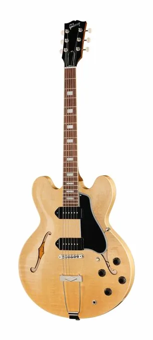 Gibson ES-330 Antique Natural fotografato frontalmente