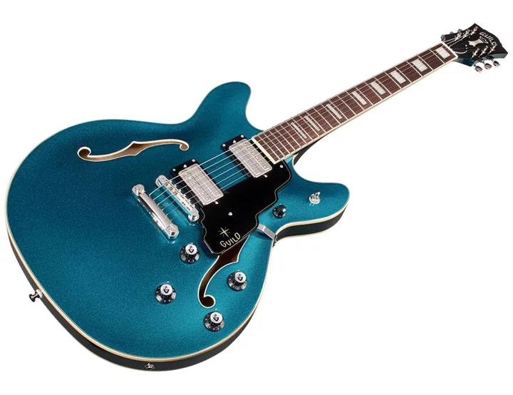 Guild Starfire Deluxe DC TTD, pickup e manopole dei controlli