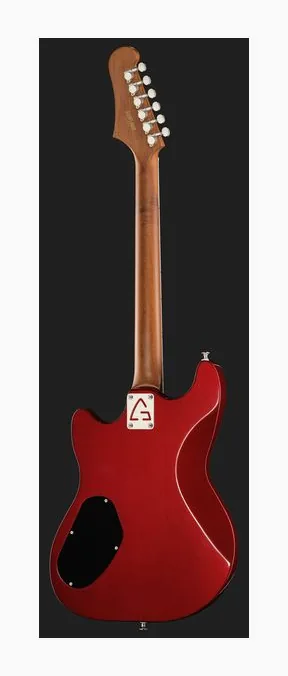 Guild Surfliner Deluxe Scarlett Red, profilo laterale del corpo