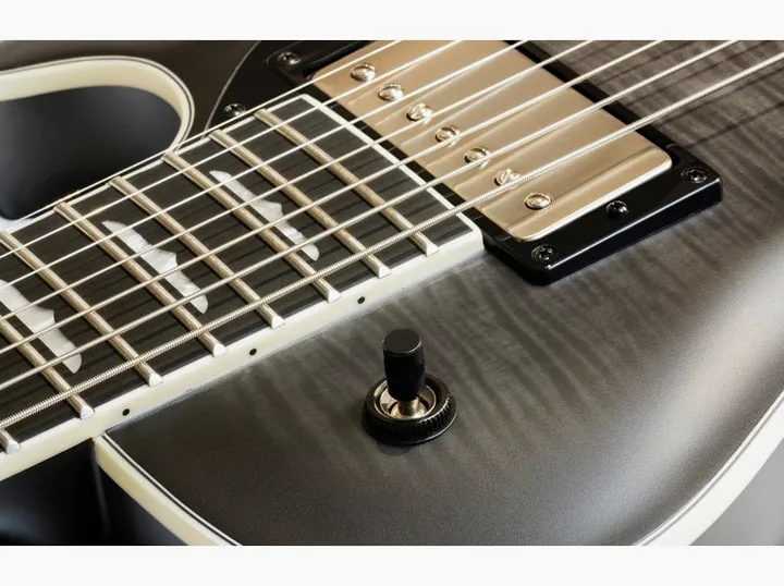 Hagstrom Krona-7 BCC, selettore pickup e jack di uscita