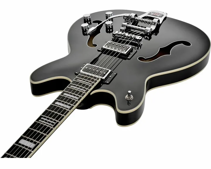 Hagstrom Tremar Viking Baritone DLX BLK, capotasto e prime posizioni della tastiera