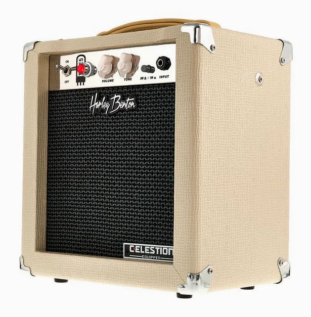 Harley Benton TUBE5 Celestion, pannello dei controlli in primo piano