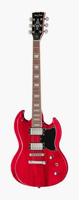 Harley Benton DC-Custom II Cherry inquadrato di fronte su sfondo neutro