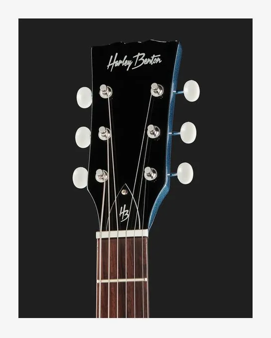 Harley Benton DC-Junior Pelham Blue, profilo laterale del corpo
