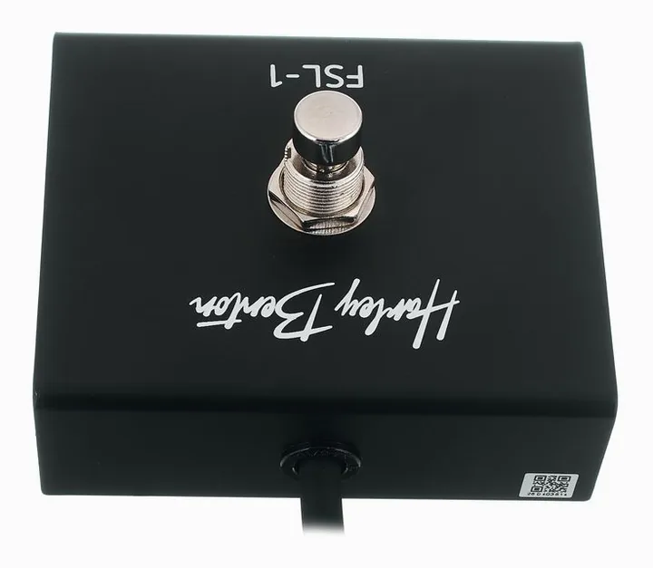 Harley Benton DNAFX AmP FSL-1, footswitch in primo piano