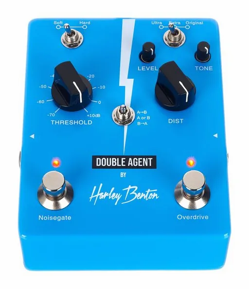 Harley Benton Double Agent, ingressi e uscite laterali