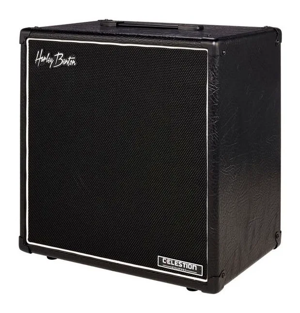 Harley Benton G112 Celestion V30 fotografato frontalmente