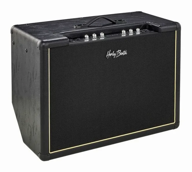Harley Benton G212A-FR Active Cabinet, logo e finiture del pannello frontale