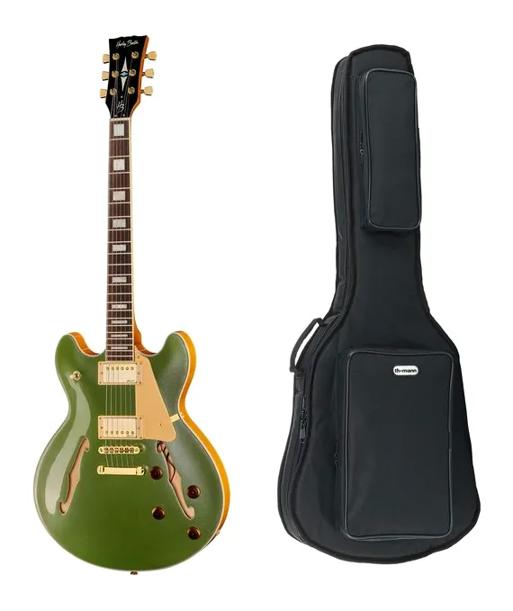 Harley Benton HB-35Plus Metallic Gree w/Bag inquadrato di fronte su sfondo neutro