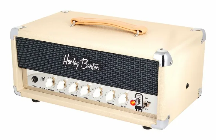 Harley Benton TUBE15 Head fotografato frontalmente