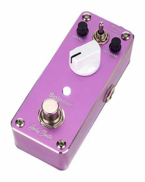 Harley Benton MiniStomp Spinner fotografato frontalmente